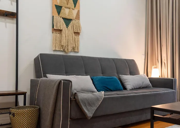 Bmyguest - Patio De Santa Catarina Διαμέρισμα *