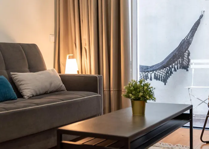 Bmyguest - Patio De Santa Catarina Διαμέρισμα