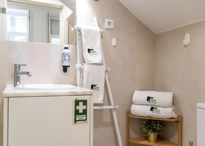 Bmyguest - Patio De Santa Catarina Πόρτο