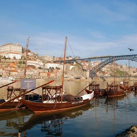 Patio De Santa Catarina - By Guest Apartment Porto