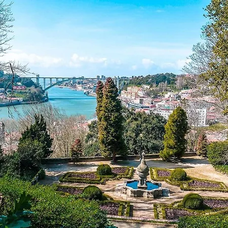 Patio De Santa Catarina - By Guest Apartment